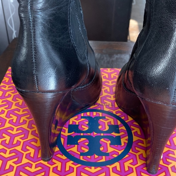 TORY BURCH BOOTS!!! - Picture 8 of 8